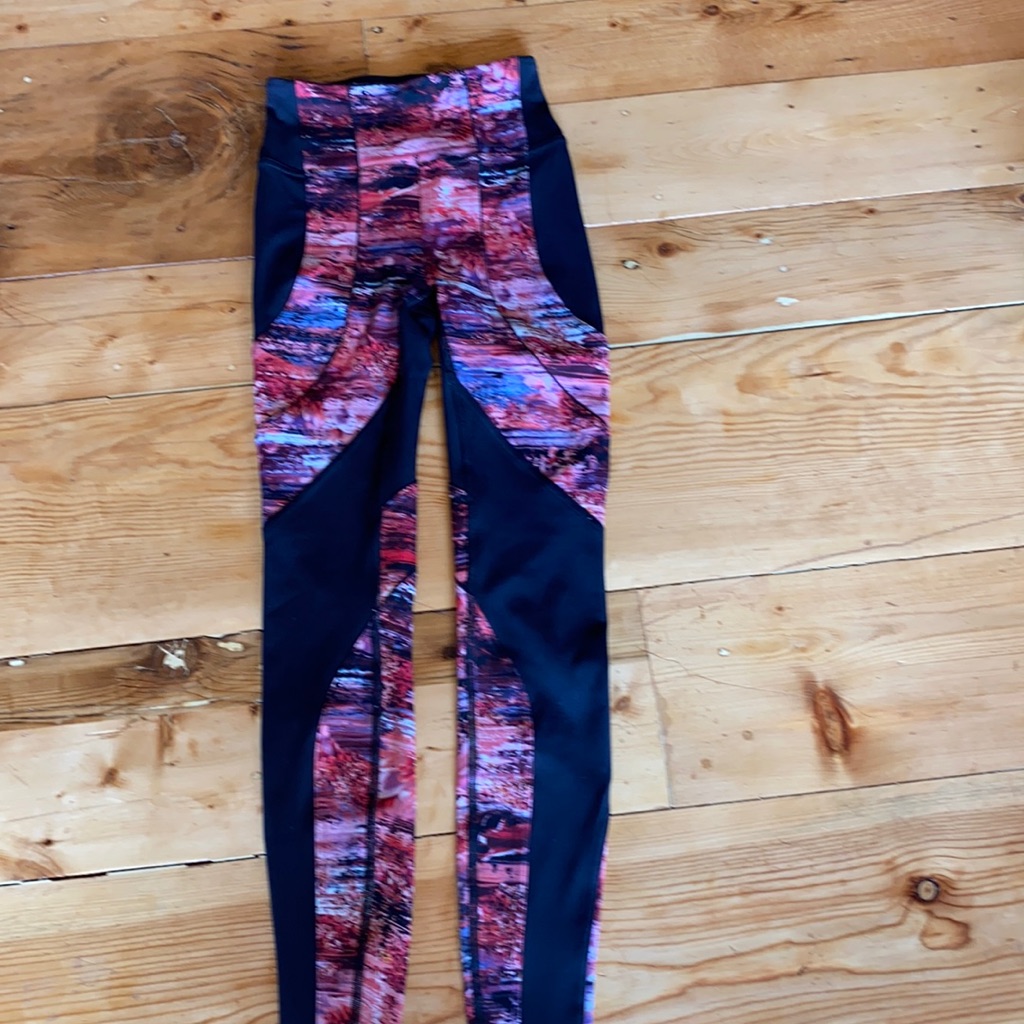 Lululemon Leggings. Black / Fun Print.